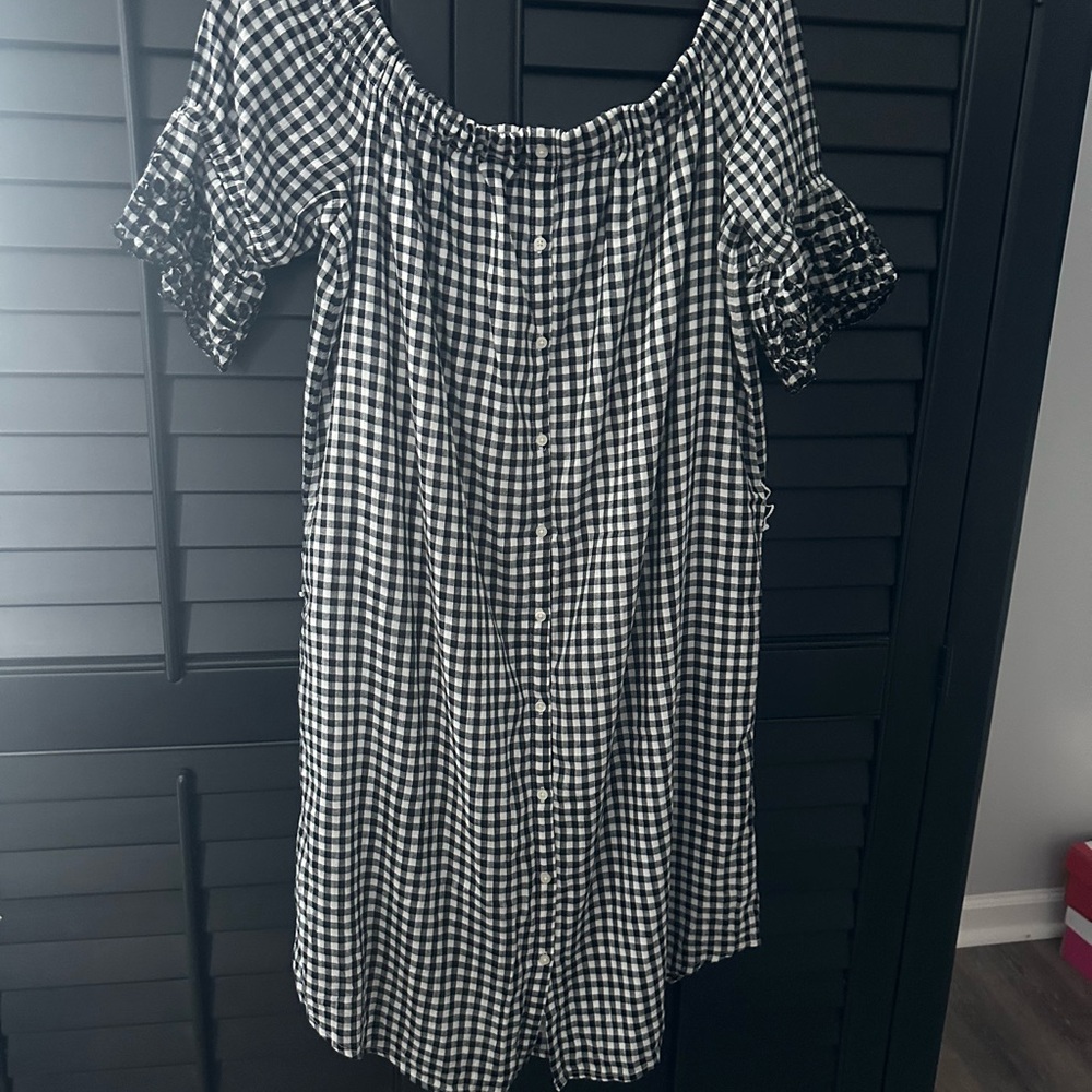 Old Navy Black and White Checkered Midi Dress